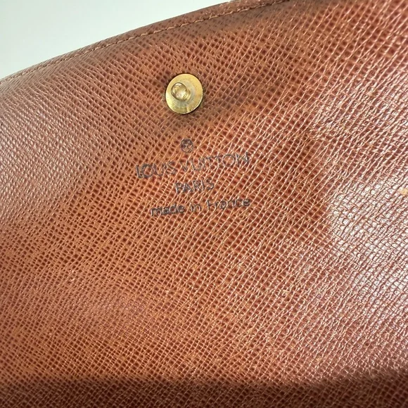 Louis Vuitton International Long Monogram Wallet - Picture 13 of 16
